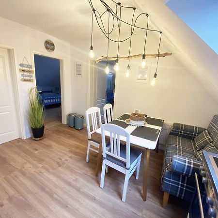 Ferien Im Wangerland Ferienwohnung Leuchtturm Minsen Schillig Hund Pool Sauna Norderaltendeich Exterior foto